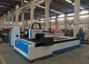 1500W الألياف CNC آلة القطع بالليزر 1500 X 3000mm لمختلف المعادن